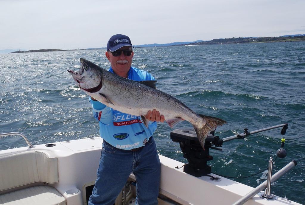 The author with 10 kilos of King Salmon © Gary Brown